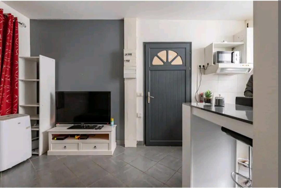 Studio Montelimar Cosy, Calme, Netflix +Wifi Appartement Buitenkant foto
